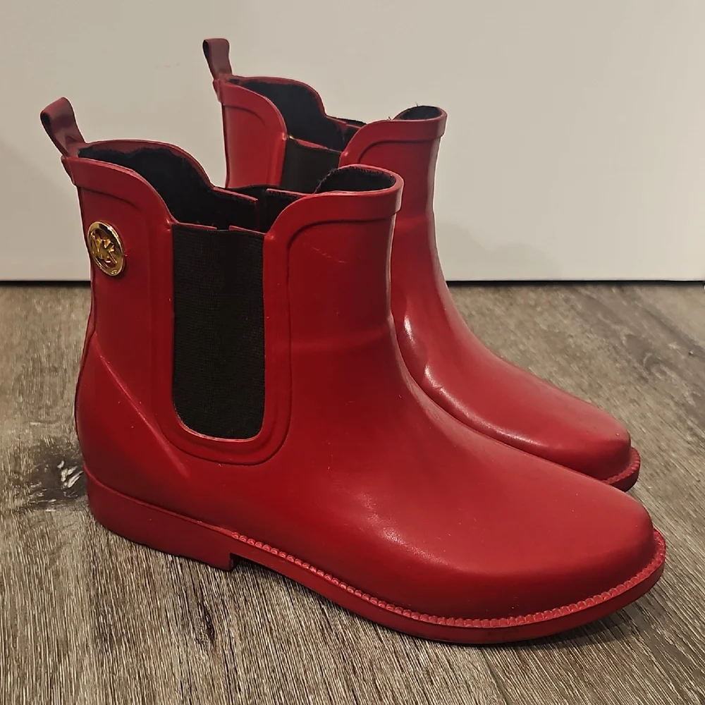 MICHAEL KORS Red Women's Ankle Rain Booties Waterproof Galoshes Waterproof SZ 7
